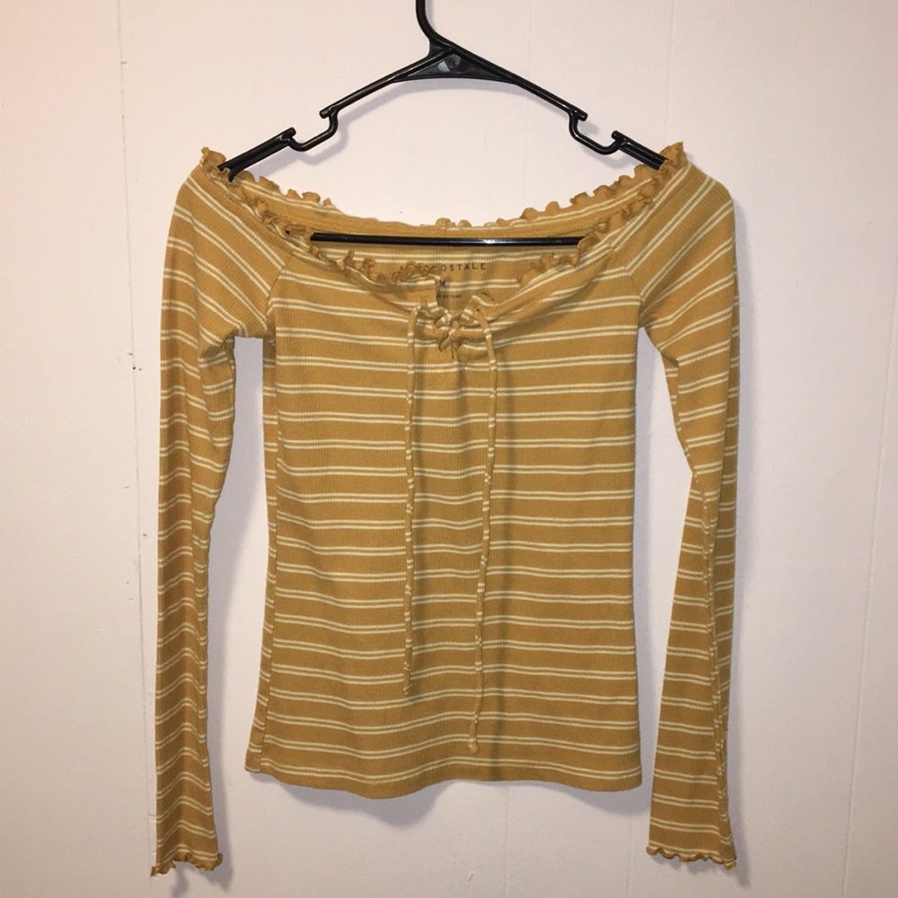 Aeropostale, longleeve, top size medium